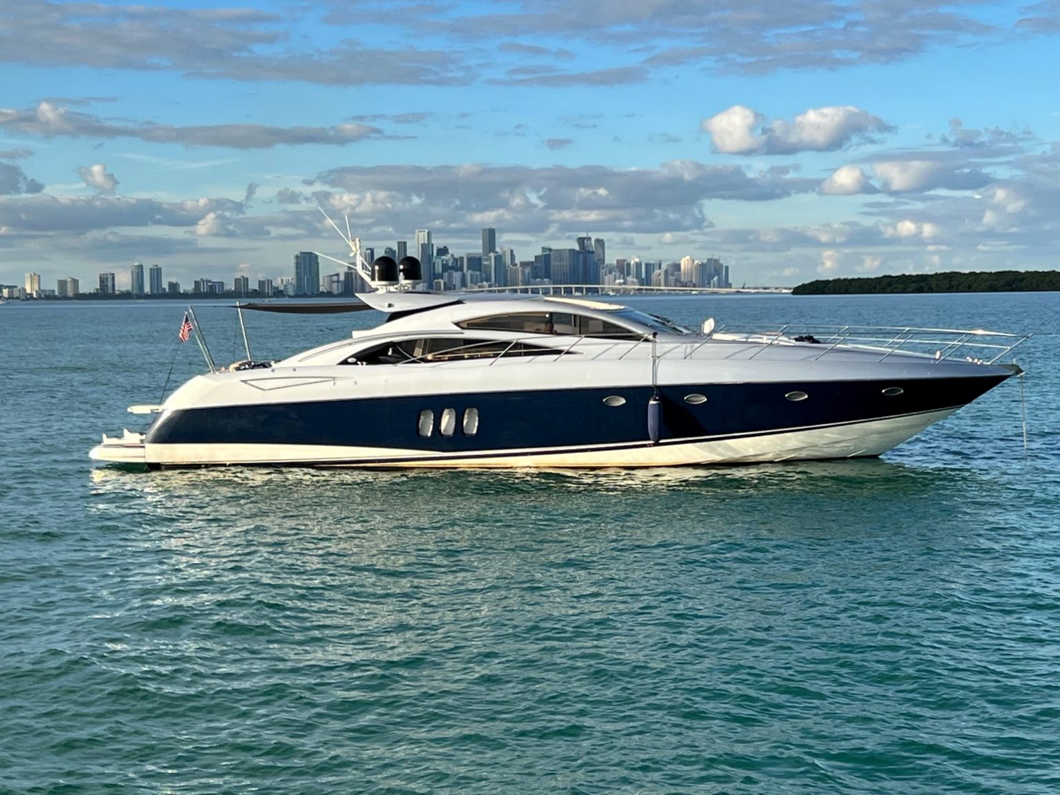 advantage yacht charters miami