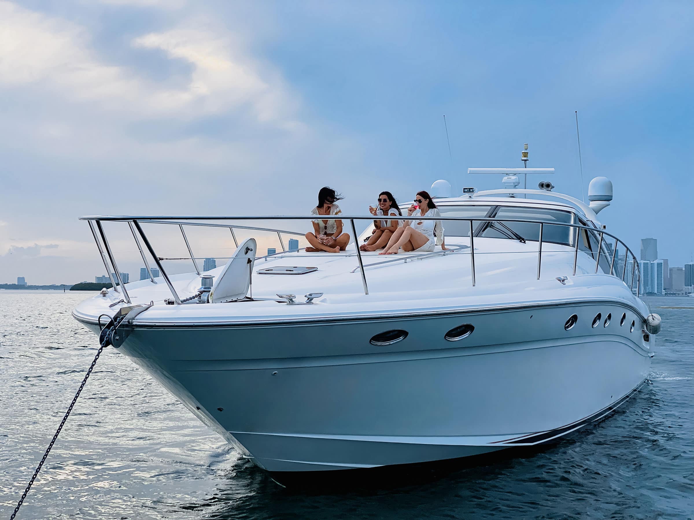 https://theadvantaged.com/wp-content/uploads/2022/05/iP-35-Sea-Ray-70-Yacht-for-Rent.jpeg