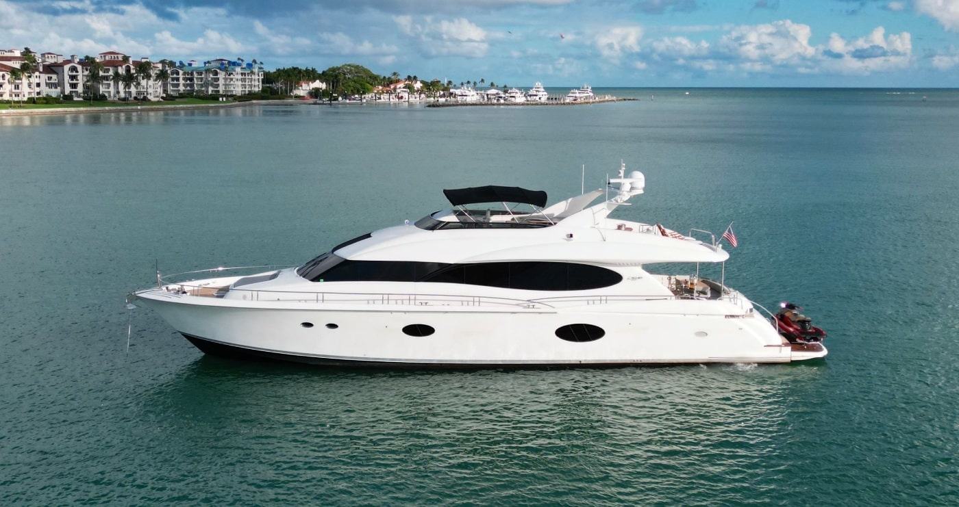 advantaged yacht charters