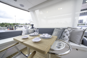 Sessa F48 INT_VAZ6406