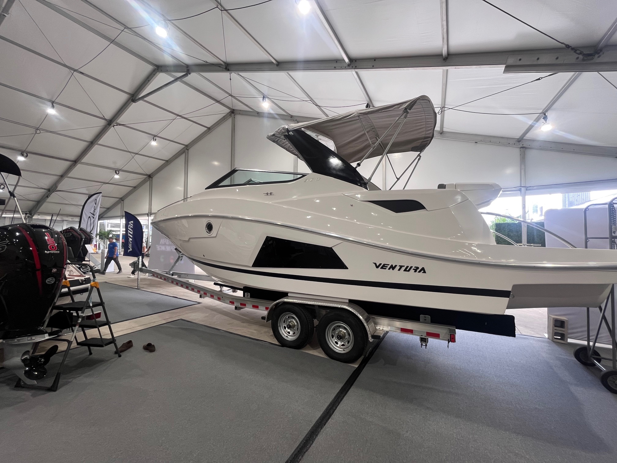 ventura_v300_crossover_8267 (1)